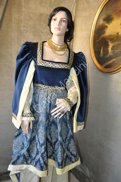 Vestito Medievale del 1350 (13)