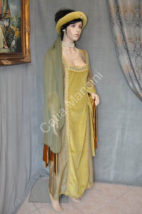 Costume-femminile-del-medioevo (4)