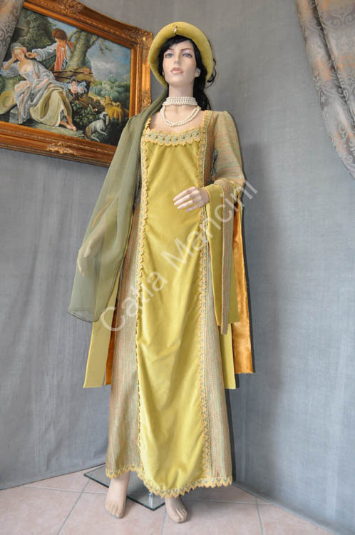 Costume-femminile-del-medioevo (5)