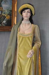 Costume-femminile-del-medioevo (2)