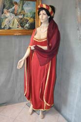 Costume-Storico-Donna-del-Medioevo (11)
