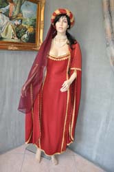 Costume-Storico-Donna-del-Medioevo (15)