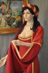 Costume-Storico-Donna-del-Medioevo (6)