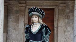 Catia Mancini Dama medievale vestito (11)