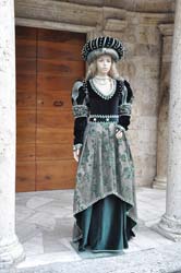 Catia Mancini Dama medievale vestito (2)
