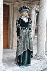 Catia Mancini Dama medievale vestito (5)