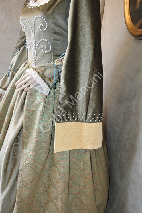 Abito-Donna-Medioevo (5)
