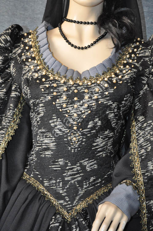 Abbigliamento-Donna-Medioevo (5)