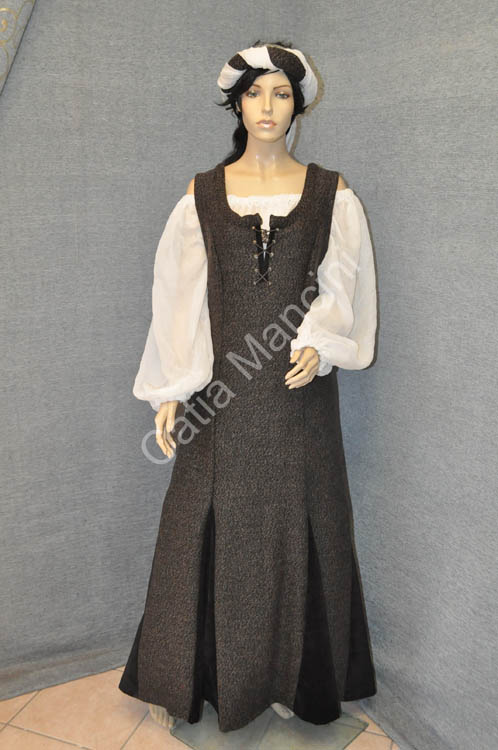 Costume Locandiera Medioevale