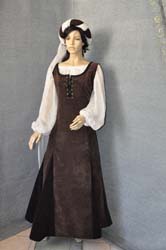 Abbigliamento locandiera medievale (1)