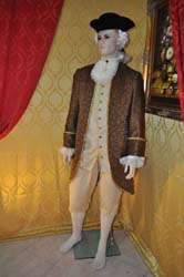 Costume