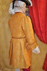 Costume