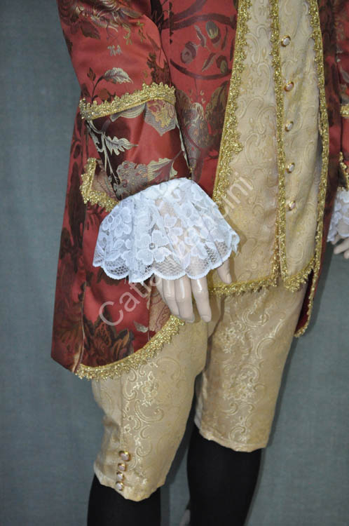 Man with Costume 1700 (4)