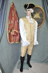 Man with Costume 1700 (14)