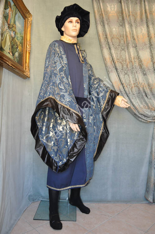 Costume-Storico-Uomo-del-Medioevo
