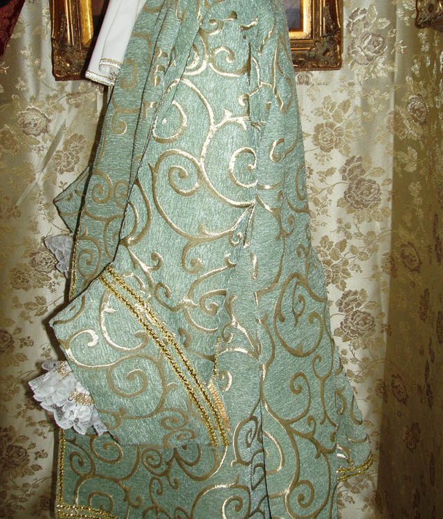 Costumi