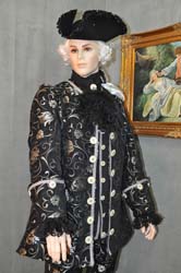 Uomo del Settecento usi e costumi (14)