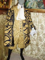 Costume