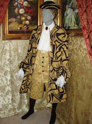 Costume