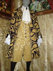 Costume