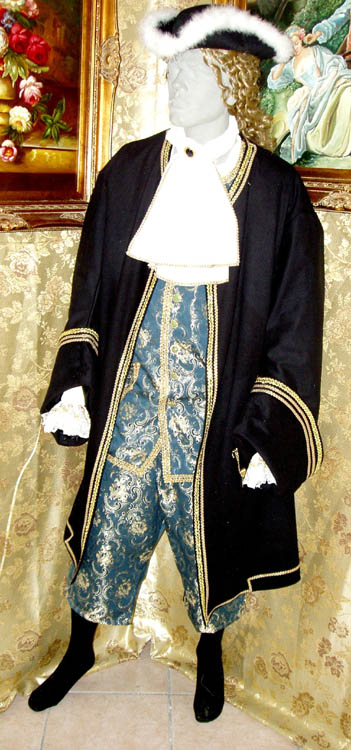 Costume