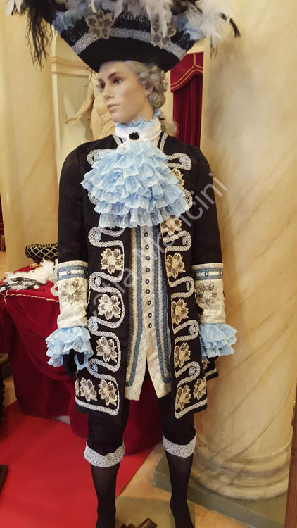 costume teatrale 1700 VENEZIA (6)