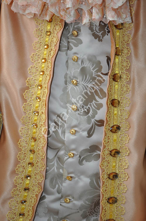 historicaldress 1700 (3)