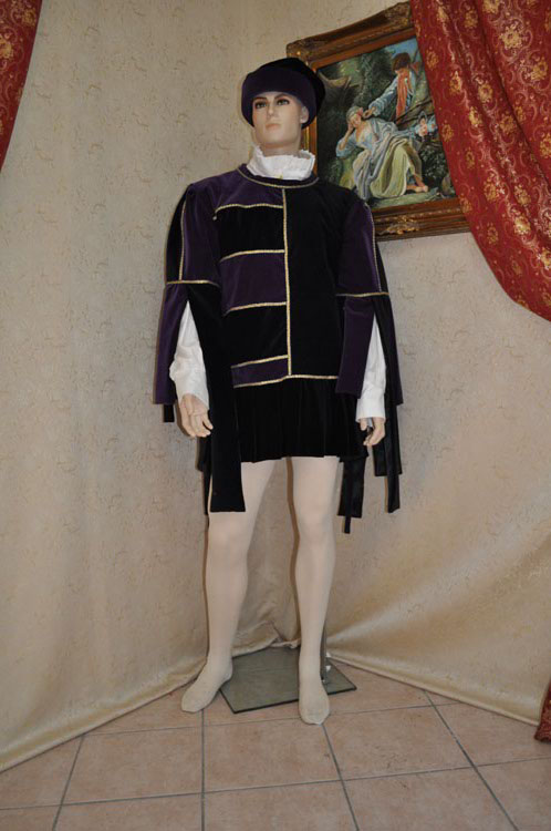 Costume