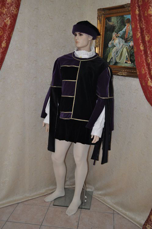 Costume