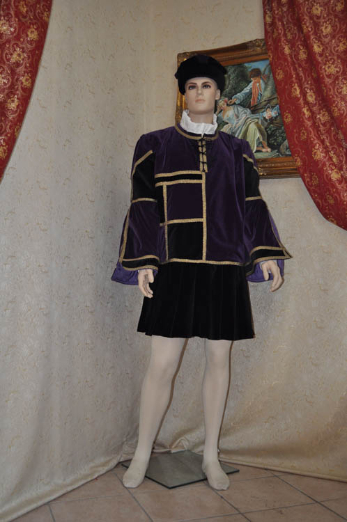 Costume
