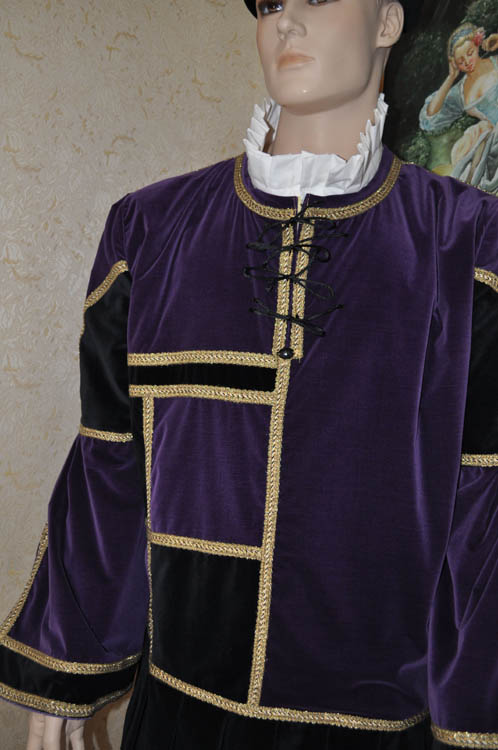 Costume