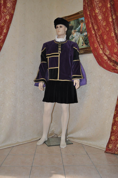 Costume
