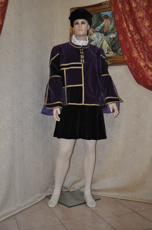 Costume