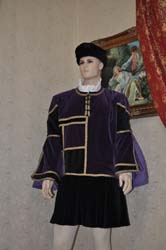 Costume