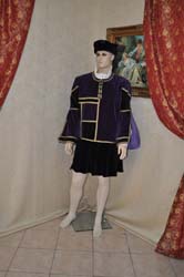 Costume
