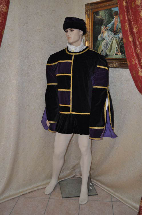 Costume