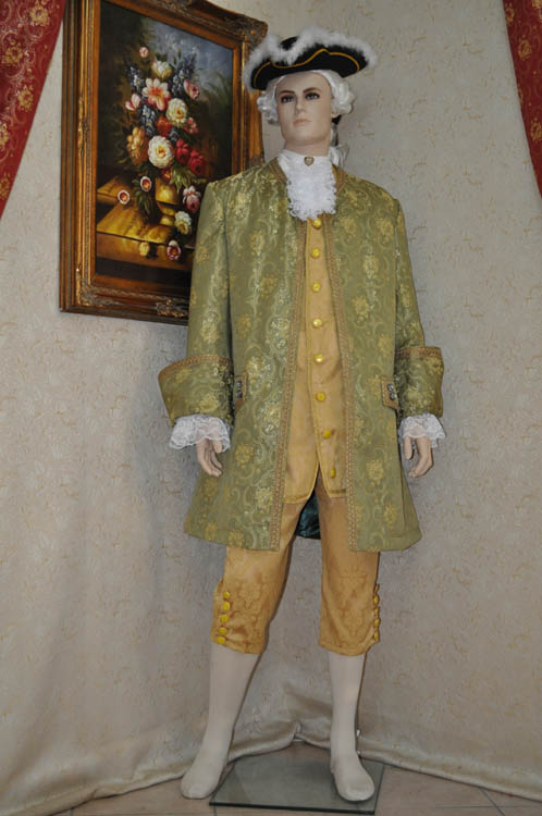 Costume