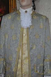 Costume