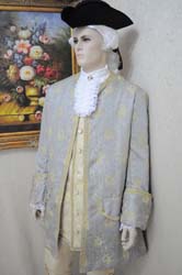 Costume