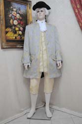 Costume