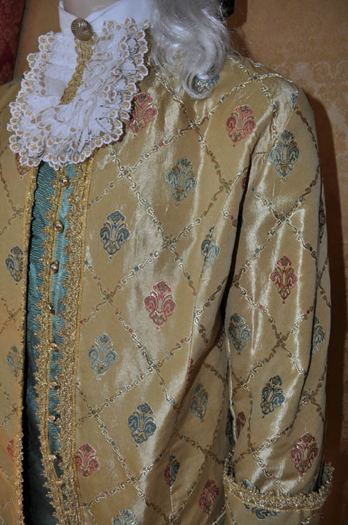 Costumi