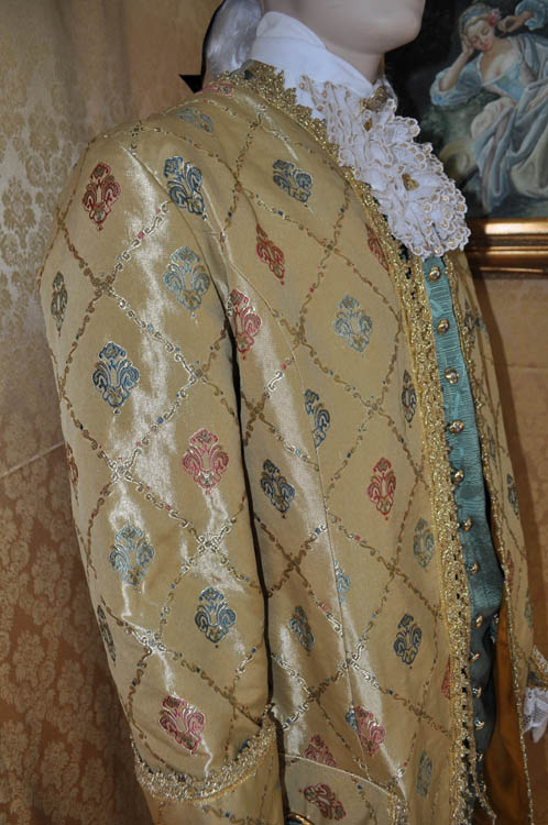Costumi