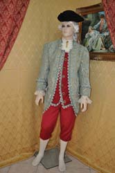 Costume