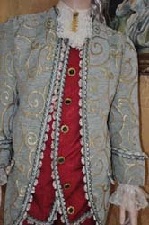 Costume