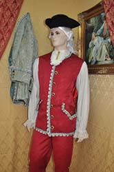 Costume