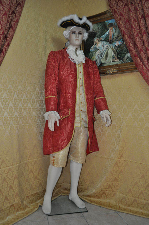 Costume