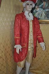 Costume