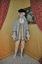 Costume