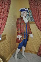 Costumi