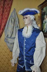 Costumi